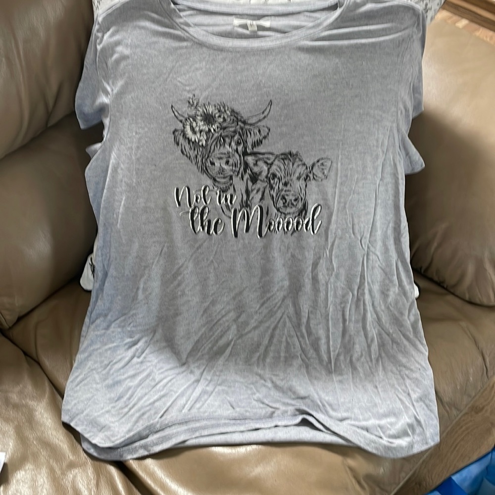 Cow tee
